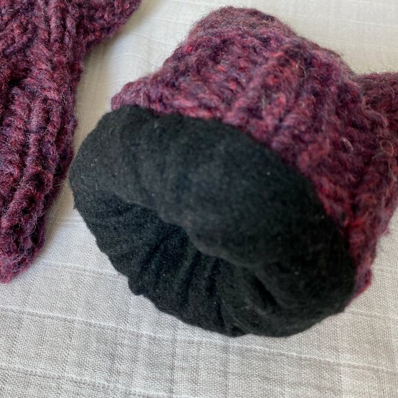 Handmade 🇨🇦 NWOT Hand Knit Wool Mittens wiith Fleece Lining - Cable Knit - Picture 3 of 4